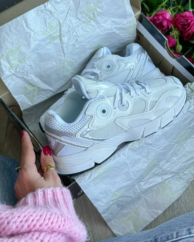 Adidas Astir White/Silver — головне фото товару