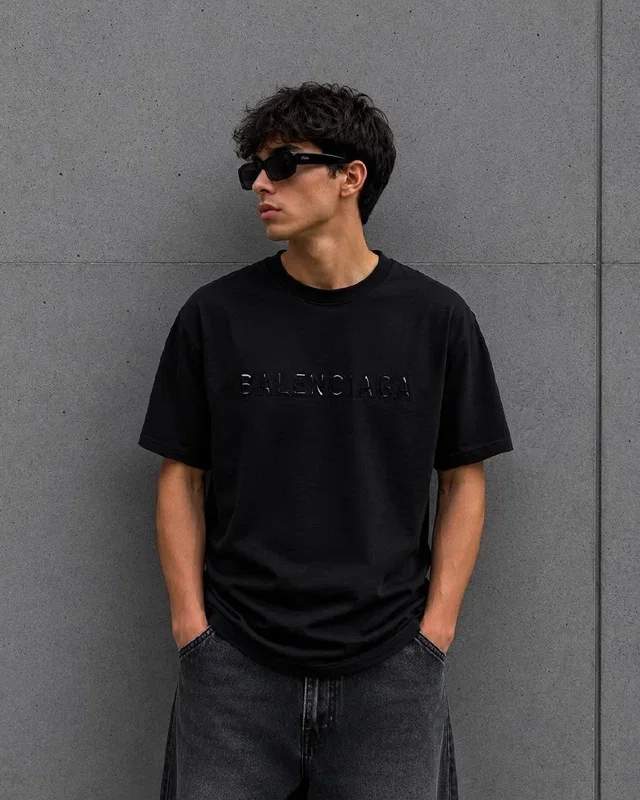 Футболка Balenciaga — головне фото товару