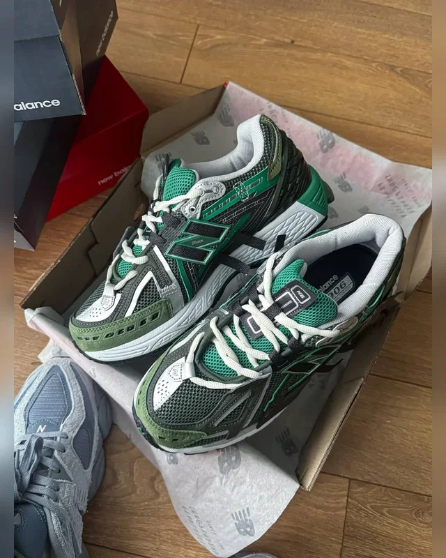 New Balance NB1906A Green — головне фото товару