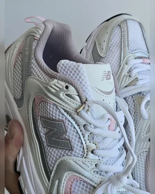 New Balance 530 • White Silver Pink • — головне фото товару