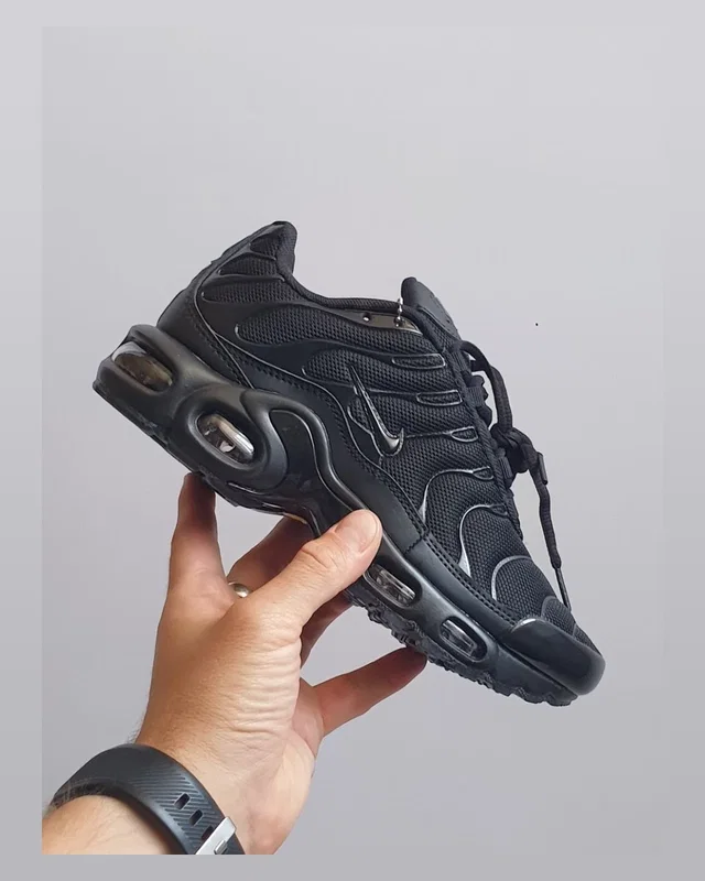 Nike Air Max TN • Black • — головне фото товару