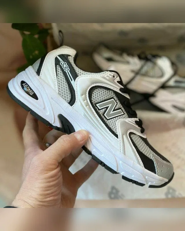 New Balance 530 •White Black• — головне фото товару