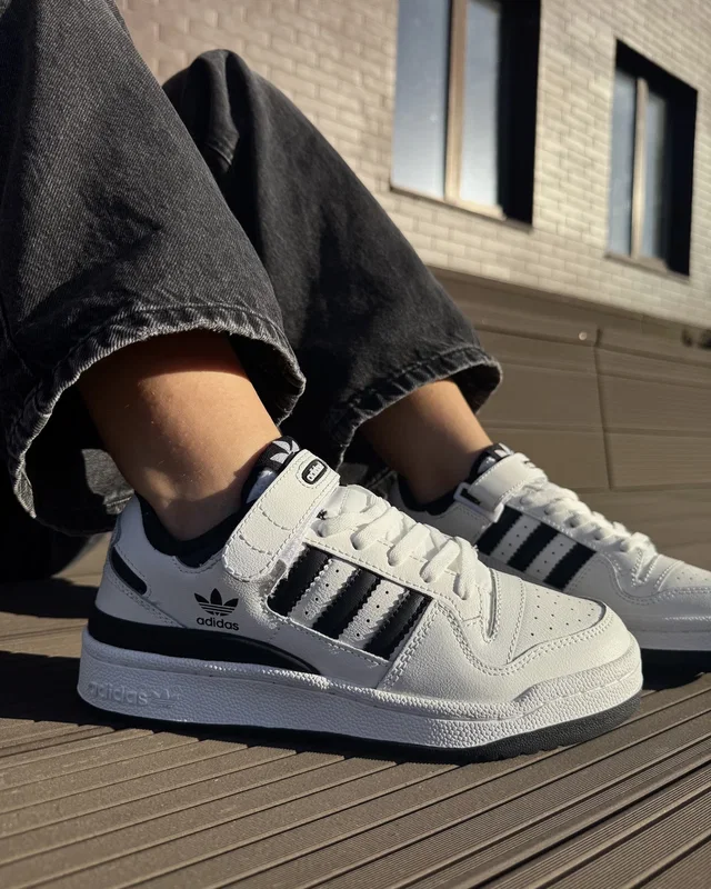 Adidas forum white black — головне фото товару