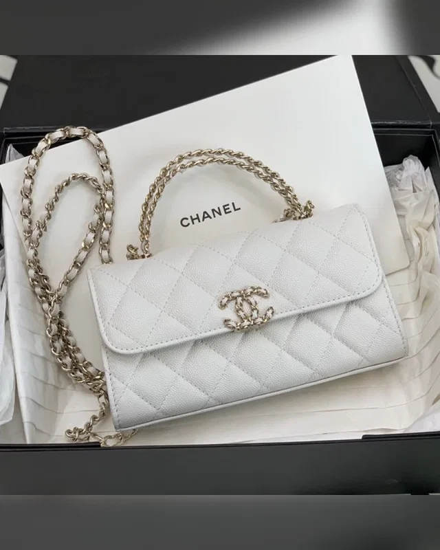 Chanel mini bag milk — головне фото товару