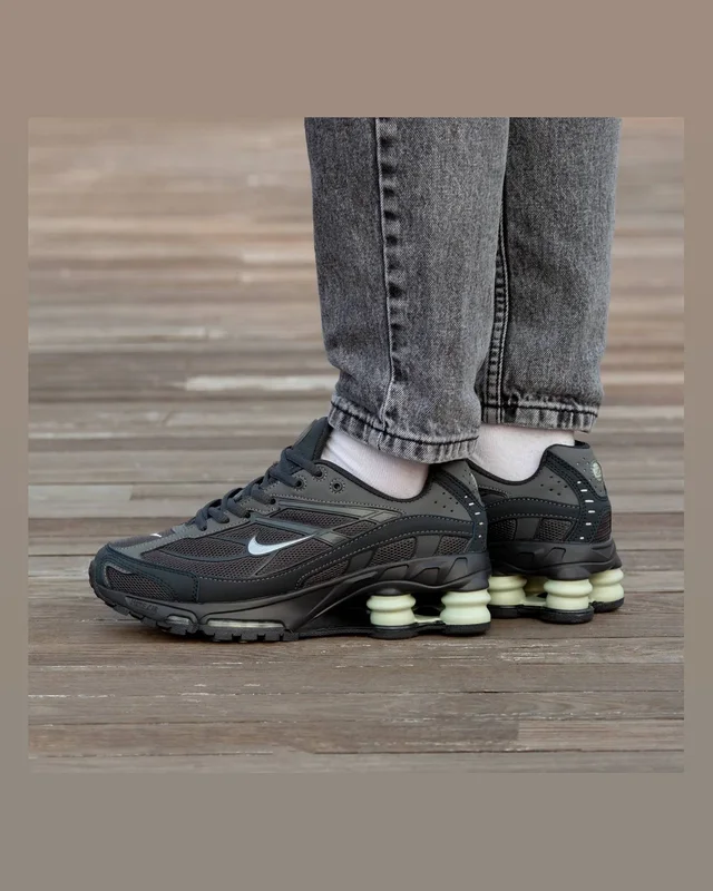 Nike Shox TL Grey Salt — головне фото товару