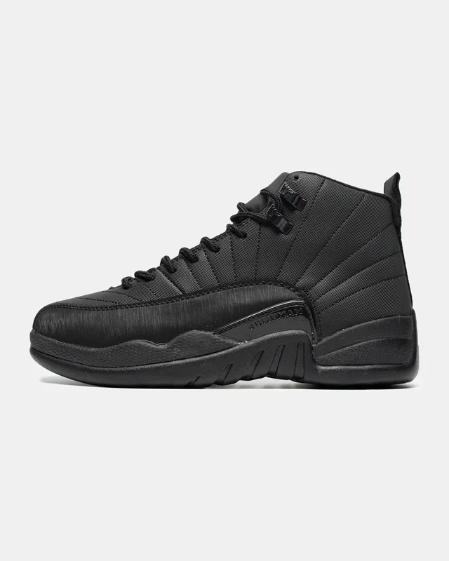 Nike Air Jordan 12 Retro Winterized 'Triple Black' — головне фото товару