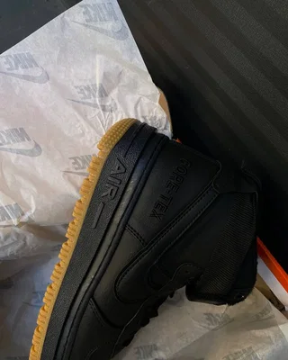 Adidas C. brown хутро — головне фото товару