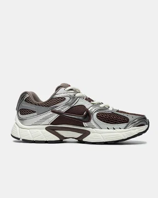 Nike V5 RNR 'Cave Stone' HJ5228 200 — головне фото товару