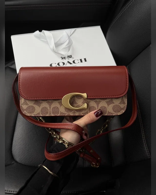 COACH ‎‎‎‎ Coach Idol Bag 23 In Signature Canvas With Snakeskin Detail [магнітна коробка] 23 х 10 х 6 — головне фото товару