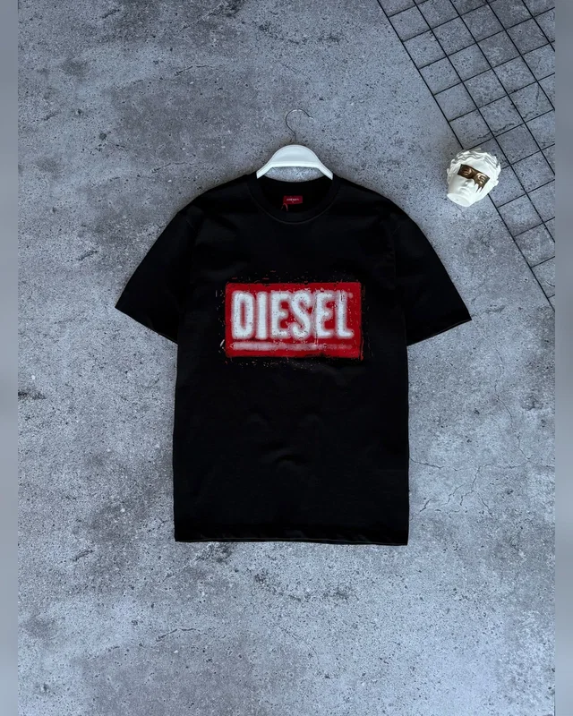Футболка Diesel — головне фото товару