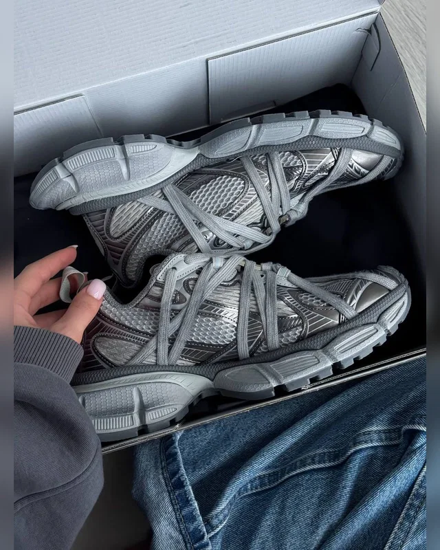 Balenciaga 3XL Extreme Laces Grey Logo — головне фото товару