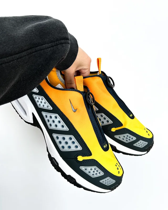 Nike Air Max SNDR 'Canyon Gold Deep Ocean' Gore-Tex — головне фото товару