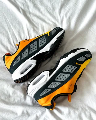 Nike Air Max SNDR 'Canyon Gold Deep Ocean' Gore-Tex — головне фото товару