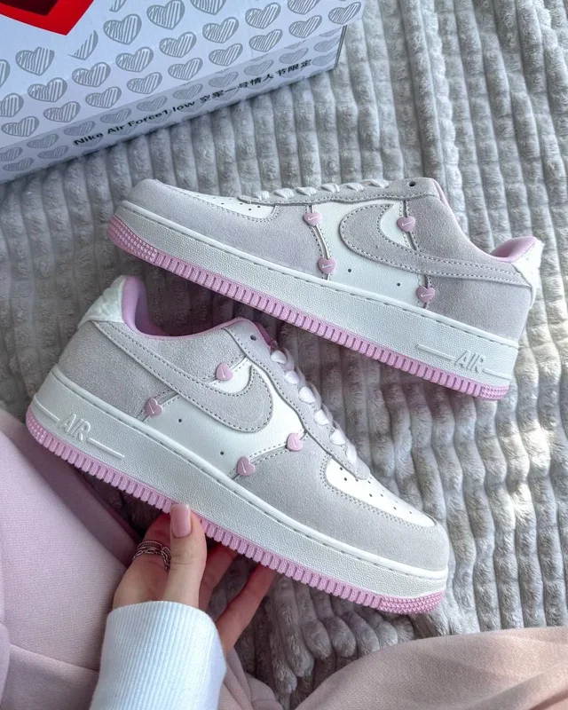 Nike AF Valentine’s — головне фото товару