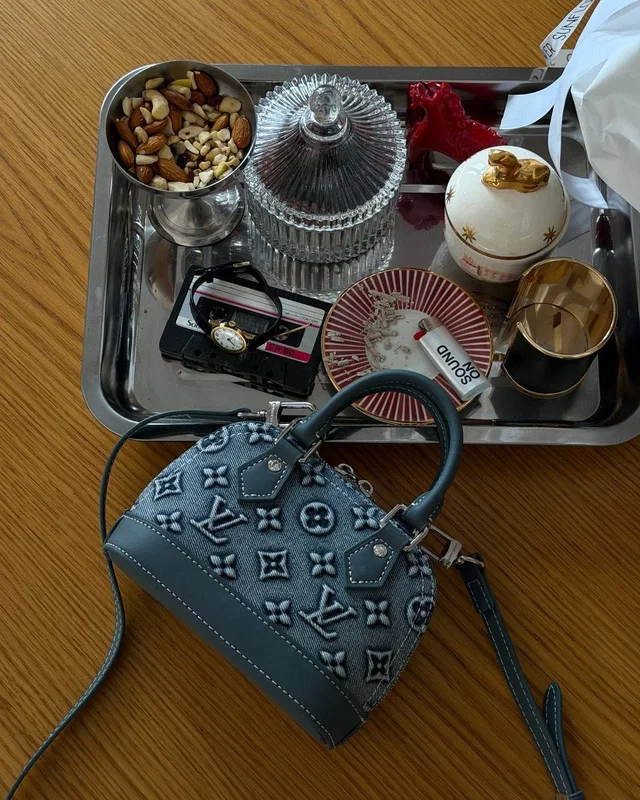 Louis Vuitton Nano Alma Bag Denim Monogram — головне фото товару