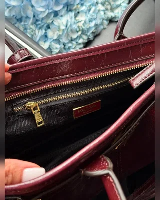 Prada Medium Leather Handbag Burgundy (оригінальна коробка) 33 х 17 х 10 — головне фото товару