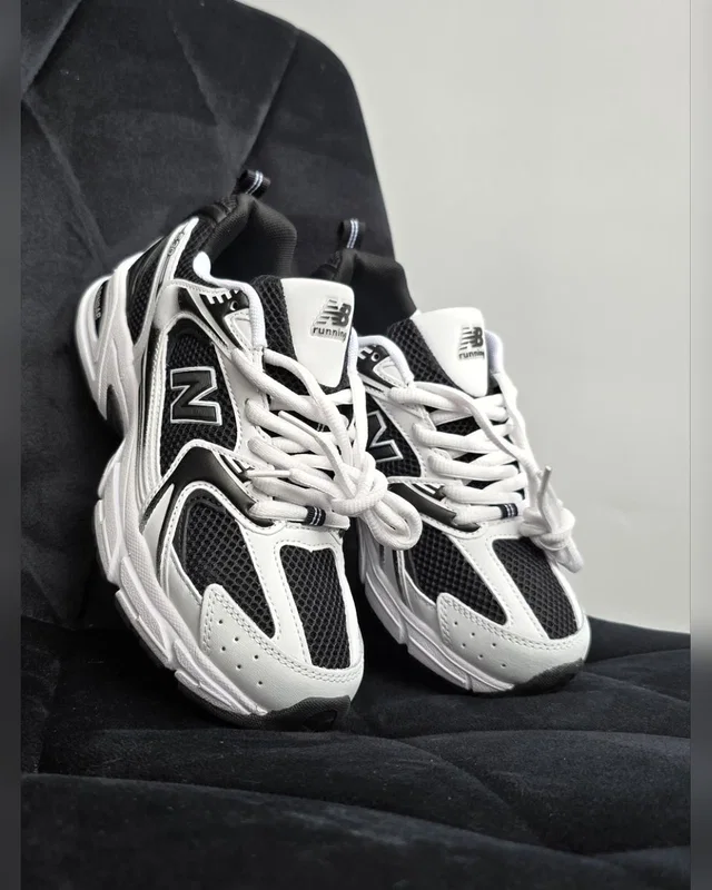 New Balance 530 Black White — головне фото товару