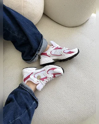 New Balance 530 white pink — головне фото товару