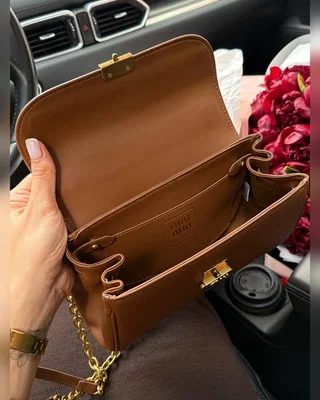 Miu Miu Nappa Shoulder Bag Brown [оригінальна коробка] 24 x 15 x 9 — головне фото товару