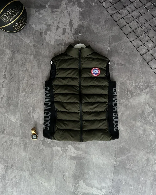 Жилет Canada Goose — головне фото товару