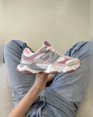 New Balance 9060 pink white — головне фото товару