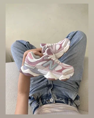 New Balance 9060 pink white — головне фото товару