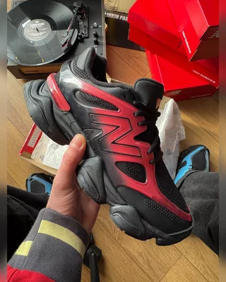 New Balance 9060 Black Red — головне фото товару