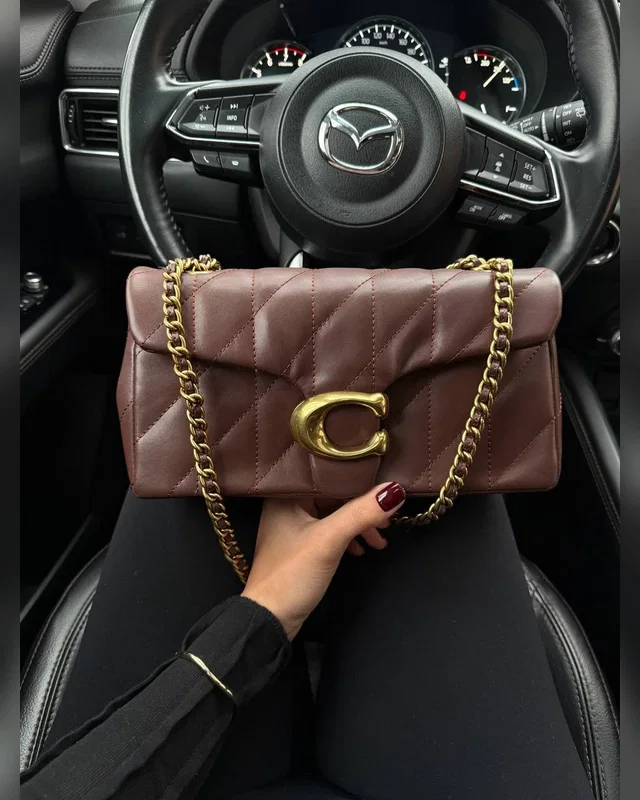 COACH Coach Tabby Shoulder Bag 26 With Pillow Quilting Brown [магнітна брендована коробка] 26 x 14 x 10 COACH — головне фото товару