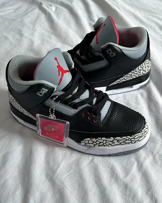 Nike Air Jordan 3 OG 'Black Cement' 2024 DN3707-010 — головне фото товару