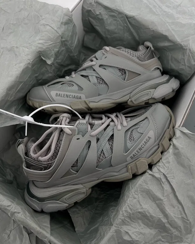 Balenciaga Track Gray — головне фото товару