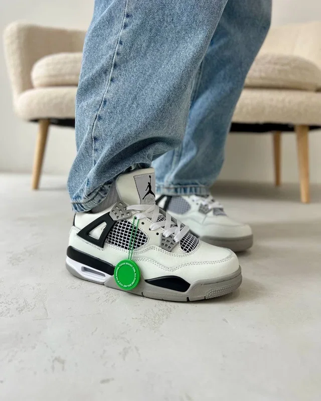 Nike 4 white grey — головне фото товару