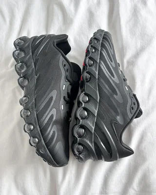 Nike Air Max Dn8 'Black' HF5509-002 — головне фото товару