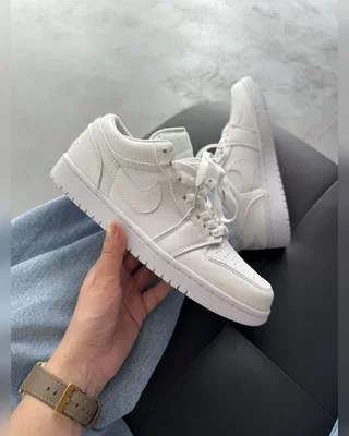Nike Air Jordan 1 Low Triple White — головне фото товару