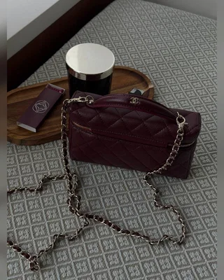 Chanel Caviar Quilted CC Top Handle Long Vanity Burgundy 20 х 12 х 6 — головне фото товару