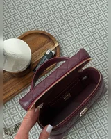 Chanel Caviar Quilted CC Top Handle Long Vanity Burgundy — головне фото товару