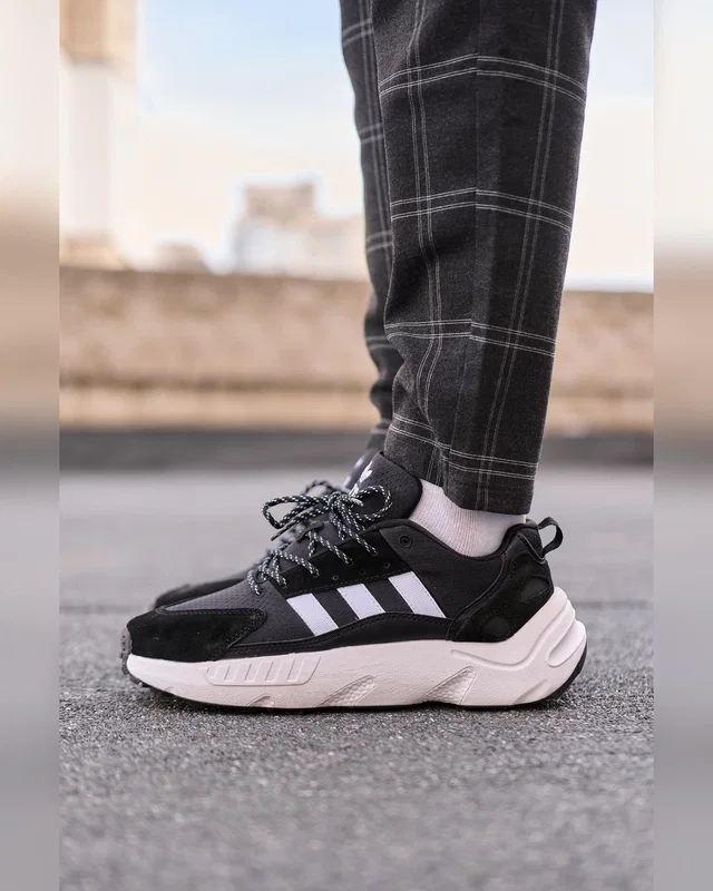 Adidas ZX 22 Boost Black White — головне фото товару