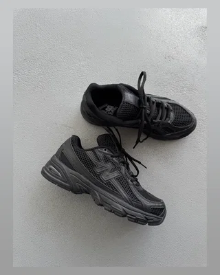 New Balance 740 Triple Black — головне фото товару