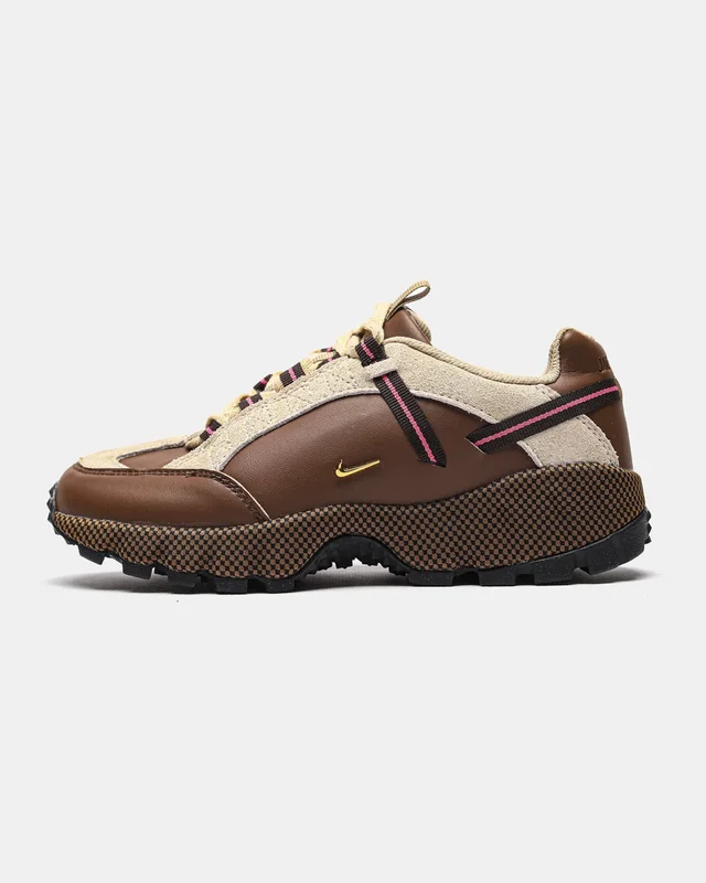 Nike Jacquemus x Nike Air Humara 'Brown' — головне фото товару