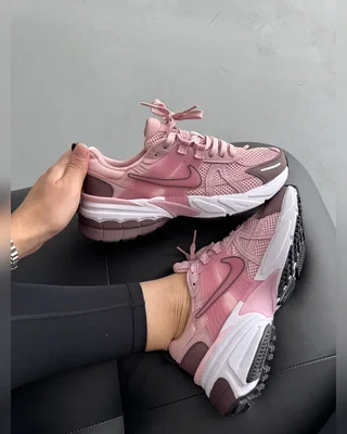 Nike V2K Runtekk Pink Bordo — головне фото товару