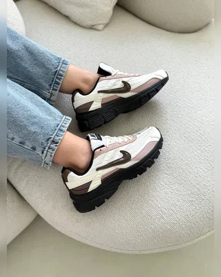 Nike Initiator white black brown — головне фото товару