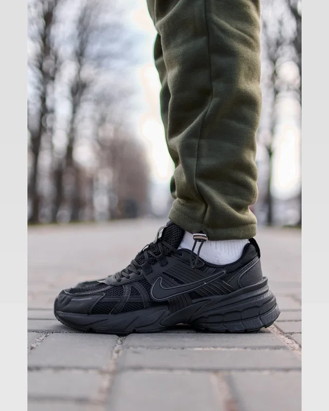 Nike Runtekk Full Black — головне фото товару