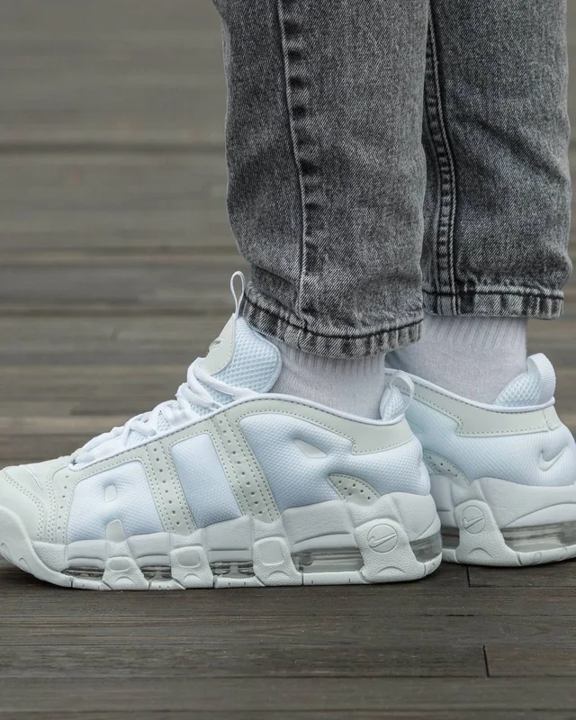 Nike Air More Uptempo Low Triple White — головне фото товару