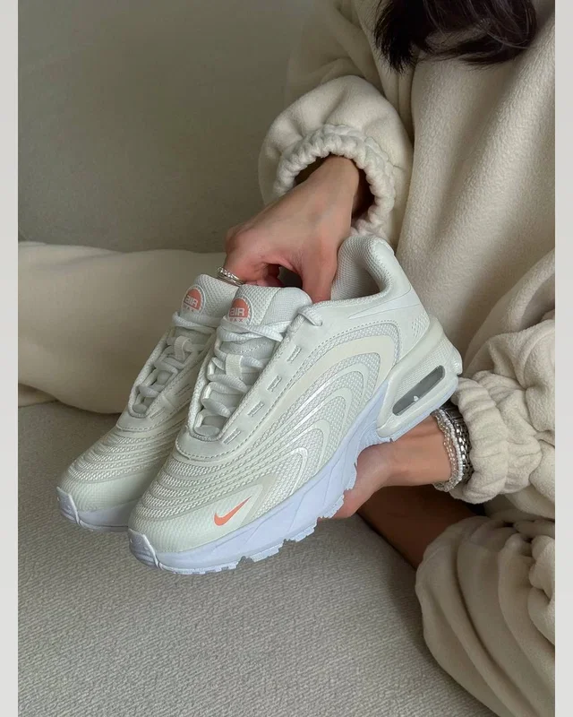 Nike Air Max Fire White — головне фото товару