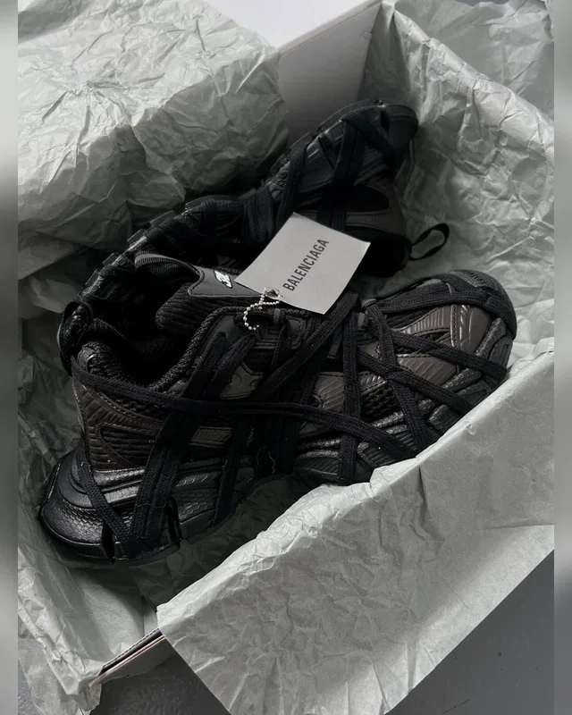Balenciaga 3XL Extreme LACE BLACK BROWN — головне фото товару