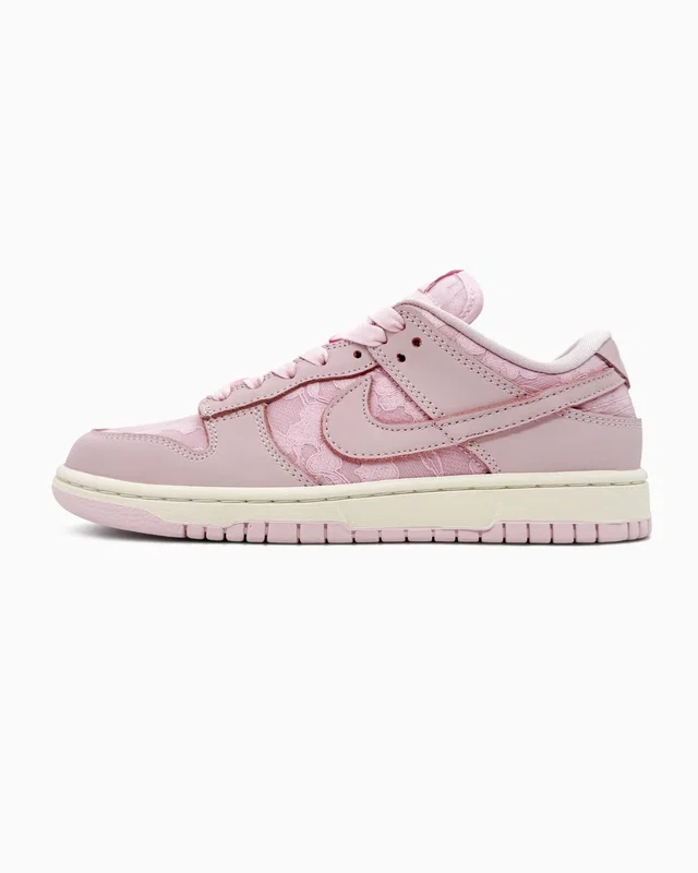 Nike SB Dunk Low WMNS Lace Pack Regal Pink — головне фото товару