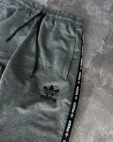 Штани Adidas — головне фото товару
