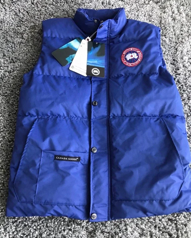 Жилет Canada Goose — головне фото товару