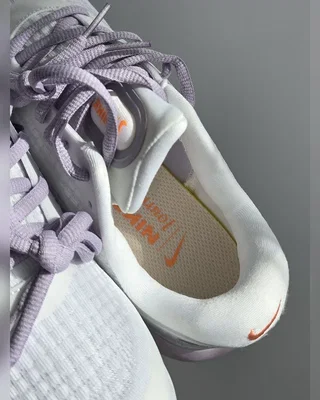 Nike Journey Run • White Lavender • — головне фото товару