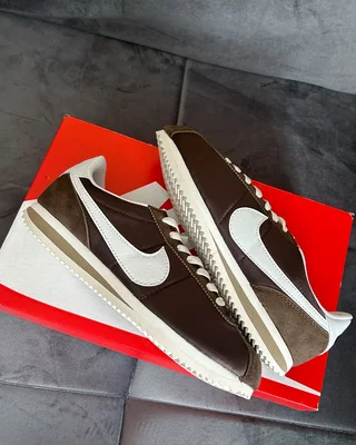 Nike Cortez 'Baroque Brown' DZ2795-200 — головне фото товару