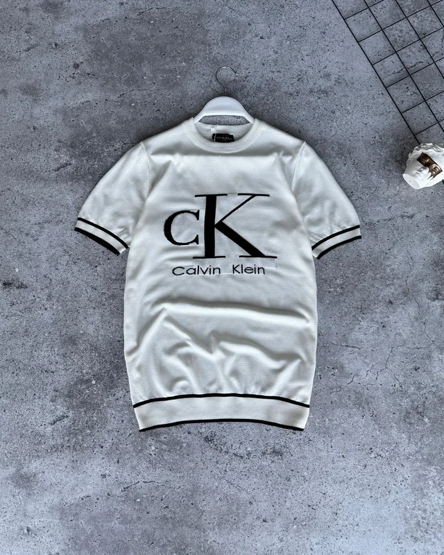 Футболка Calvin Klein — головне фото товару